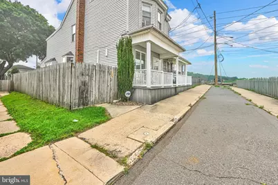 208 S Balliet Street, Frackville, PA 17931 - Photo 3