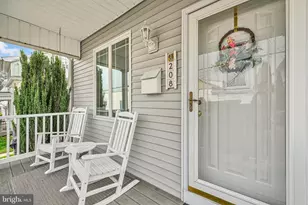 208 S Balliet St, Frackville, PA 17931 - Photo 5