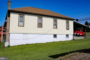 154 E Main, Hegins, PA 17938 - Photo 11