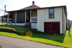 154 E Main, Hegins, PA 17938 - Photo 17