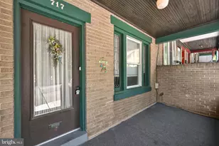 717 N Centre St, Pottsville, PA 17901 - Photo 3