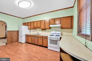 717 N Centre St, Pottsville, PA 17901 - Photo 11