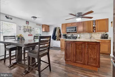 2299 Sunny Road, New Ringgold, PA 17960 - Photo 7