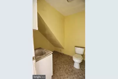 445 E Norwegian Street, Pottsville, PA 17901 - Photo 11