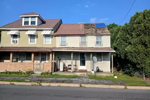 214 E Railroad Ave, New Ringgold, PA 17960 - Photo 3