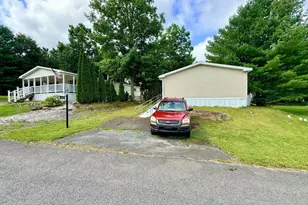 212 Hope Dr, New Ringgold, PA 17960 - Photo 5