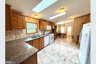 212 Hope Drive, New Ringgold, PA 17960 - Photo 9