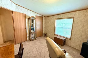 212 Hope Dr, New Ringgold, PA 17960 - Photo 25