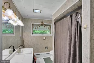 224 W Wallace St, Pottsville, PA 17901 - Photo 13