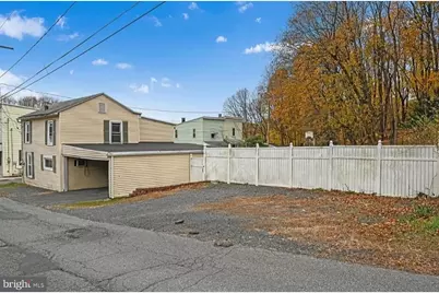 901 Fairview Street, Pottsville, PA 17901 - Photo 23
