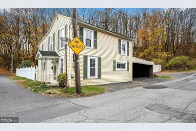 901 Fairview Street, Pottsville, PA 17901 - Photo 3