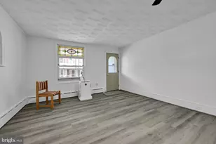 1427 Seneca St, Pottsville, PA 17901 - Photo 11