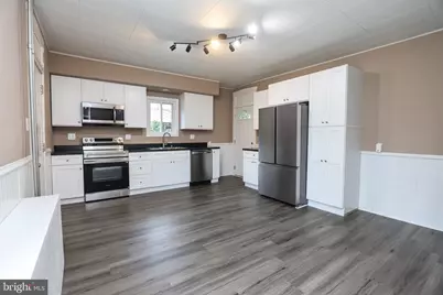 2646 W Main Street, Spring Glen, PA 17978 - Photo 13