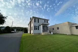 101 N 5th St, Frackville, PA 17931 - Photo 3