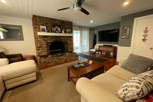101 N 5th St, Frackville, PA 17931 - Photo 13