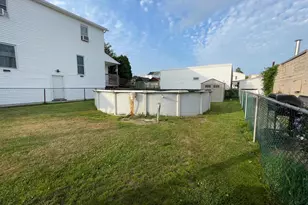 101 N 5th St, Frackville, PA 17931 - Photo 35