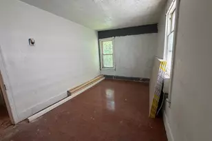 325 W Coal St, Port Carbon, PA 17965 - Photo 13