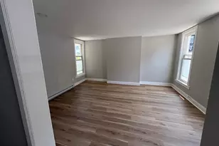 118 S 3rd St, Pottsville, PA 17901 - Photo 3