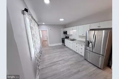 1325 W Norwegian Street, Pottsville, PA 17901 - Photo 7
