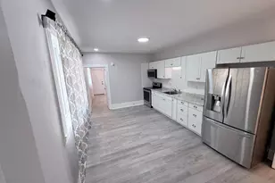 1325 W Norwegian St, Pottsville, PA 17901 - Photo 7