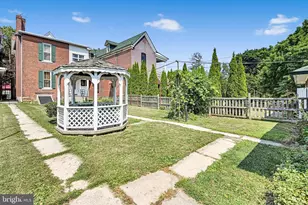 179 S Tulpehocken St, Pine Grove, PA 17963 - Photo 37