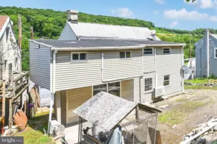 216 W Bacon St, Pottsville, PA 17901 - Photo 33