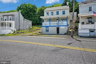216 W Bacon St, Pottsville, PA 17901 - Photo 3