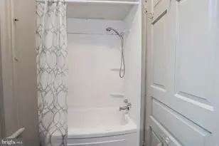 709 W Norwegian St, Pottsville, PA 17901 - Photo 25