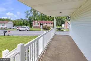 1004 Maple St, Pottsville, PA 17901 - Photo 45