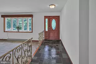 1004 Maple St, Pottsville, PA 17901 - Photo 13