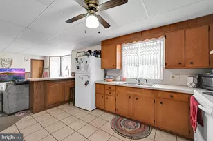 1801 West End Ave, Pottsville, PA 17901 - Photo 29