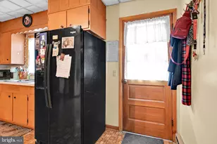 1801 West End Ave, Pottsville, PA 17901 - Photo 11