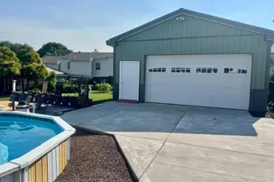 418 S Broad Mountain Ave, Frackville, PA 17931 - Photo 29