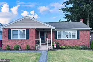 147 S Wylam St, Frackville, PA 17931 - Photo 1