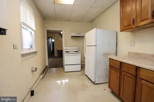 543 E Norwegian St, Pottsville, PA 17901 - Photo 9