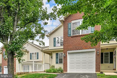 419 Lantern Green Way, Orwigsburg, PA 17961 - Photo 3