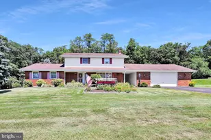 225 Morea Rd, Frackville, PA 17931 - Photo 1