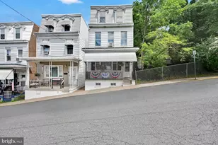 18 Mary St, Pottsville, PA 17901 - Photo 7