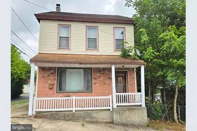 2 E Colliery Avenue, Tower City, PA 17980 - Photo 1