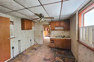 2 E Colliery Ave, Tower City, PA 17980 - Photo 3