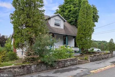 230 N 2nd Street, Auburn, PA 17922 - Photo 3