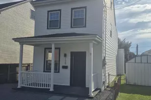 120 S Middle St, Frackville, PA 17931 - Photo 1