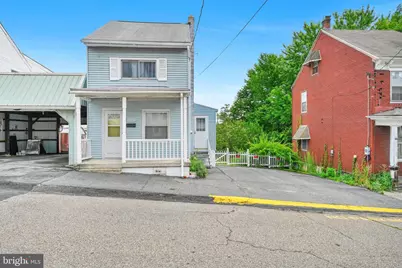 135 Broad Street, Saint Clair, PA 17970 - Photo 1