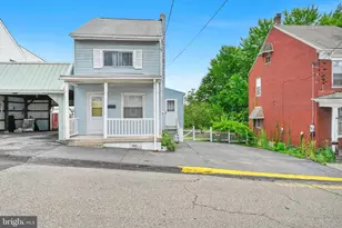 135 Broad St, Saint Clair, PA 17970 - Photo 1