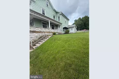 1015 E Grand Avenue, Tower City, PA 17980 - Photo 5