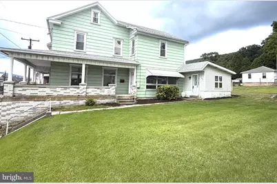 1015 E Grand Avenue, Tower City, PA 17980 - Photo 1