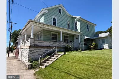 1015 E Grand Avenue, Tower City, PA 17980 - Photo 1