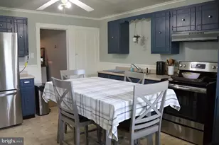 221 Linden St, Minersville, PA 17954 - Photo 15