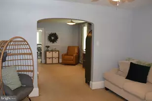 221 Linden St, Minersville, PA 17954 - Photo 9