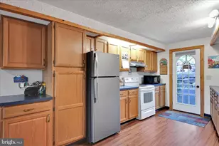 1489 Bearcat Cove, Auburn, PA 17922 - Photo 17